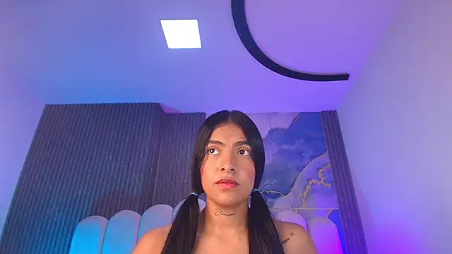 hot_dione's cam snapshot