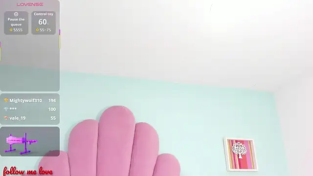 zyle_boobs's cam snapshot