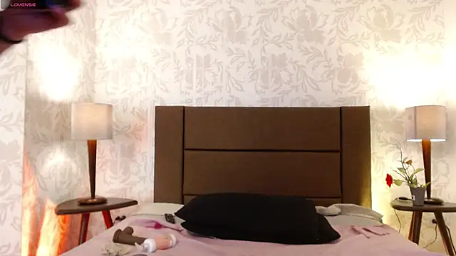 Ava_Raye's cam snapshot