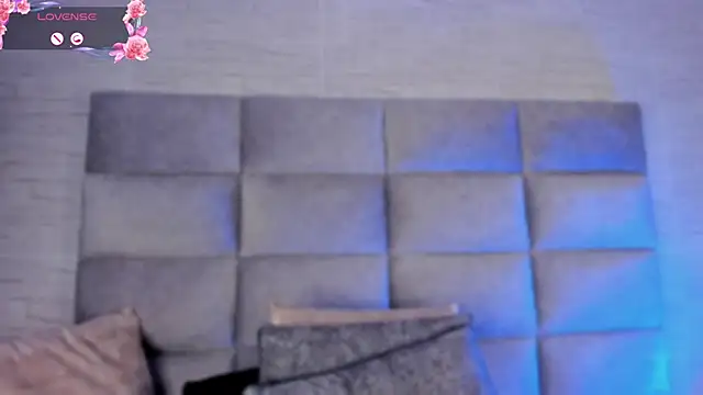 lea_walkerr's cam snapshot