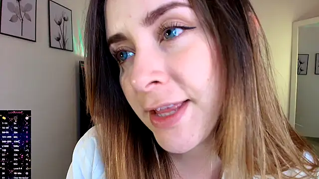 miss_seline's cam snapshot