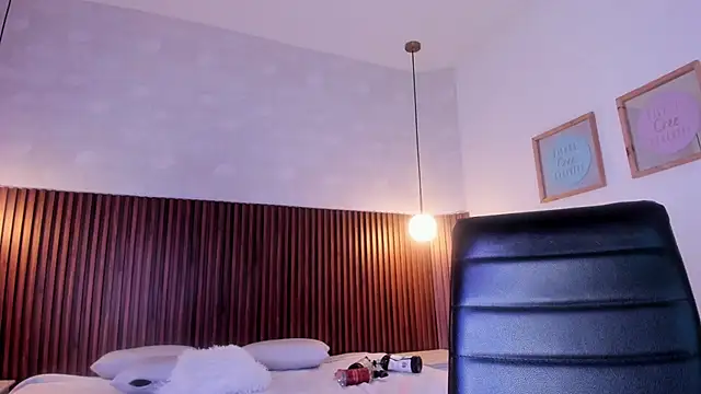 Foxy_Kylie's cam snapshot