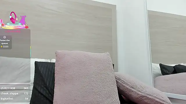 selenaflamemj's cam snapshot