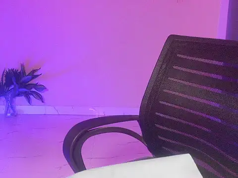 Saira_Hotty's cam snapshot