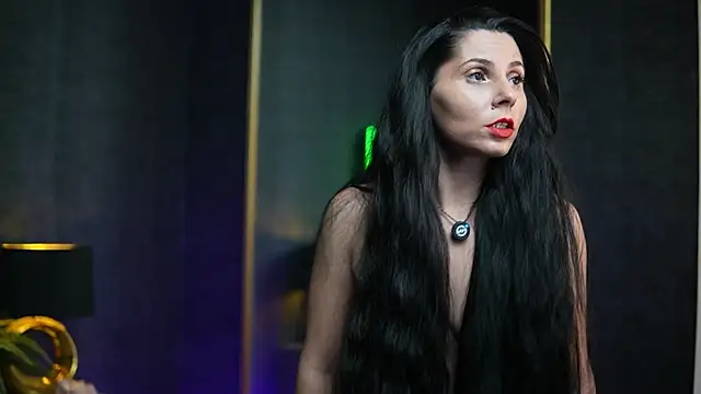 GiaEasyIce's cam snapshot