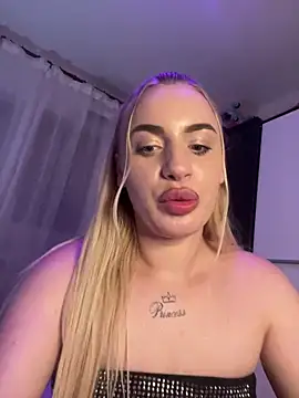 RuxyCatrina's cam snapshot