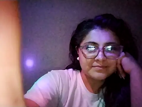 TifanyAmazinng's cam snapshot