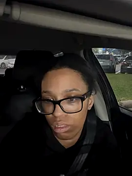 YeahhhitsBreezy's cam snapshot