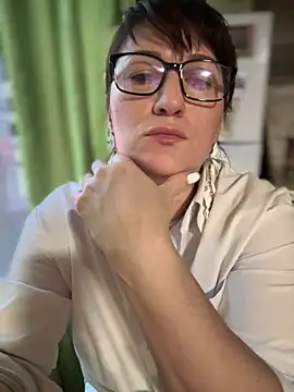 ZhenjaPoledance live sex cam