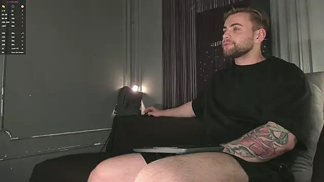 WayneWilson live sex cam