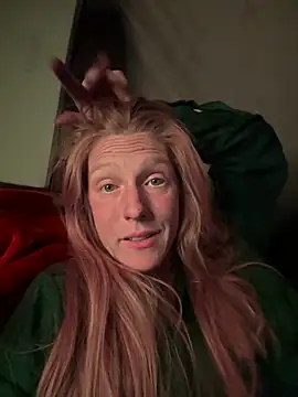 GoldenFlameGoddess live sex cam