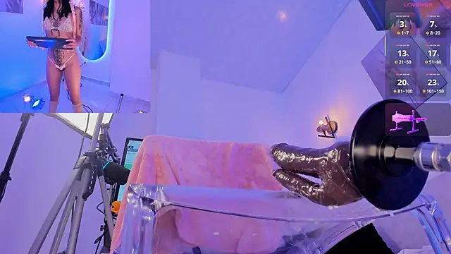 raven_blackk's cam snapshot