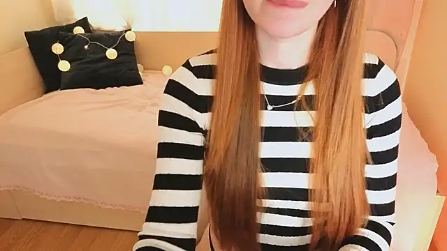 Alice_Chain's cam snapshot