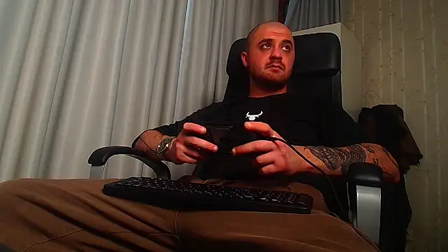 JamesMyerss's cam snapshot