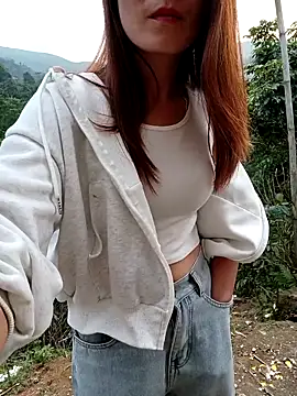 honeyverifiable's cam snapshot