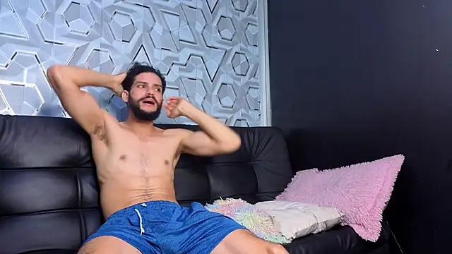 big_sensation_21s's cam snapshot