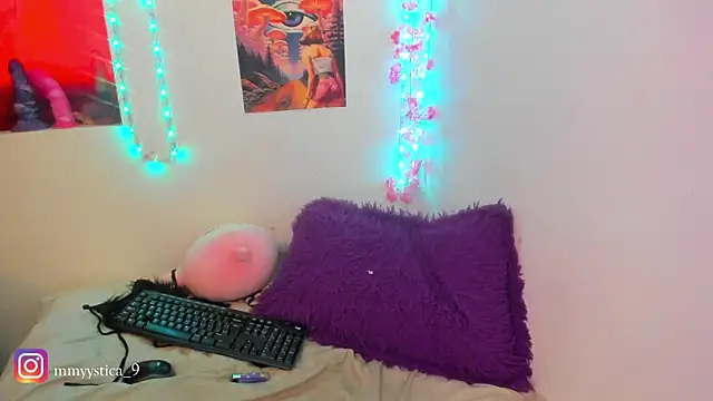 Rainnbow_'s cam snapshot