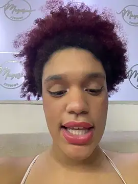 loladupont's cam snapshot