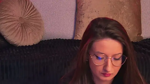 TheaMalekoo's cam snapshot