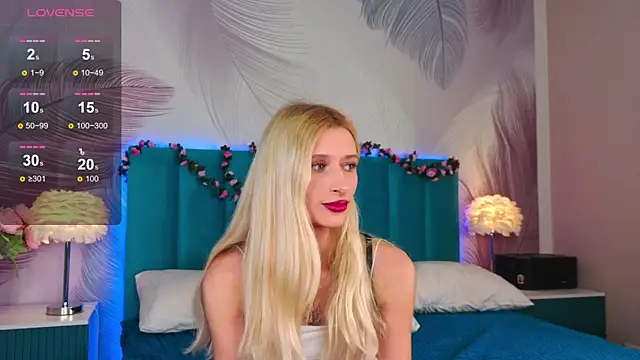 Monica_Leen's cam snapshot