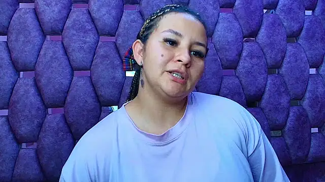 AlaSmith's cam snapshot