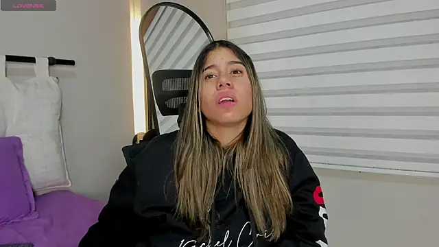 Rachell_criss's cam snapshot