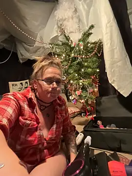 SummerBlueMoon's cam snapshot