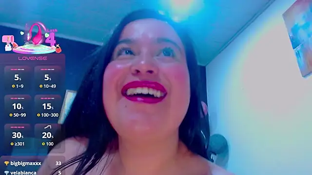 mia_xx1's cam snapshot