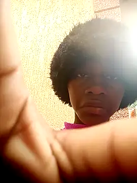 Petite_li live sex cam