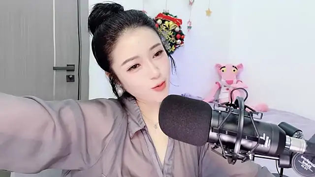 starsqimei live sex cam