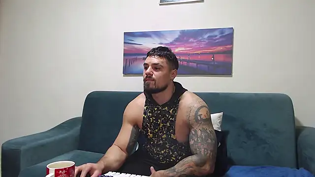 Tiberius_hunk live sex cam