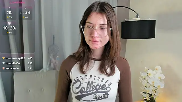 MarilynMun live sex cam