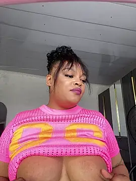 Iam-Sharifa's cam snapshot