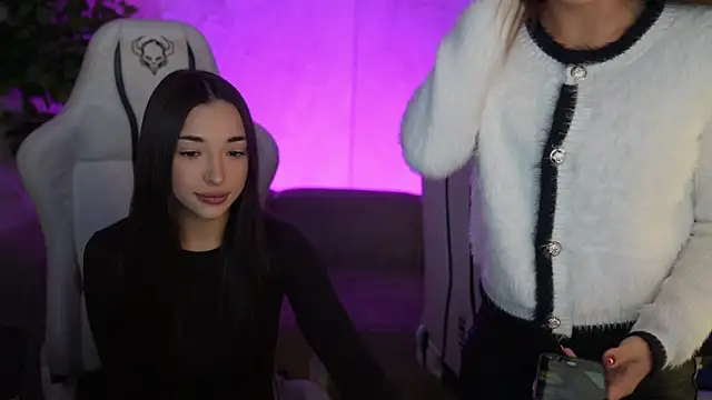 Luna_secretgirl's cam snapshot