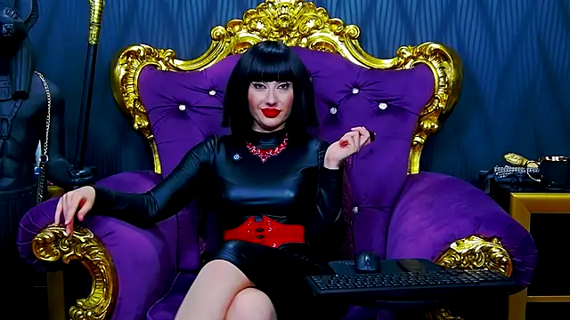 LaraMaeve's cam snapshot