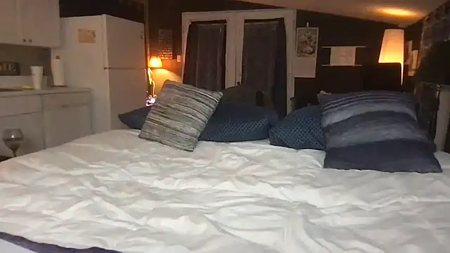 TiffaneyLove's cam snapshot