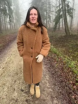 AvaFlowers6's cam snapshot