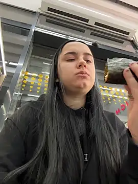 ErikaMurr's cam snapshot