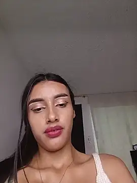 sweetdubros2's cam snapshot