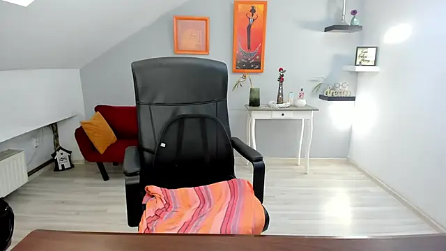 LollaGirl's cam snapshot