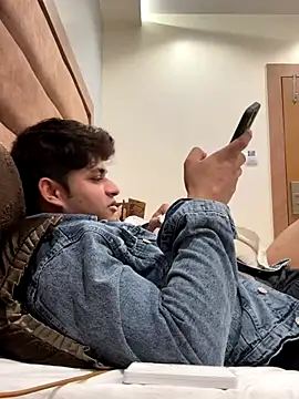 Vihaaanfucks's cam snapshot