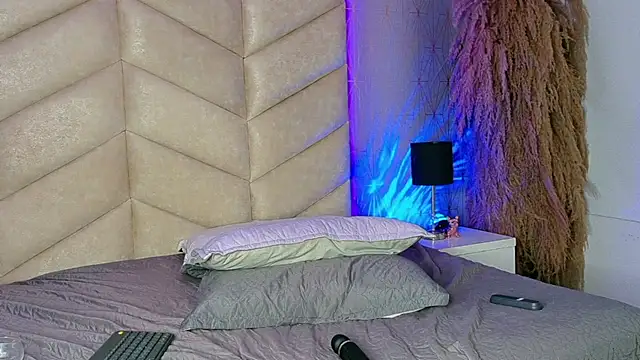 samiradoll's cam snapshot