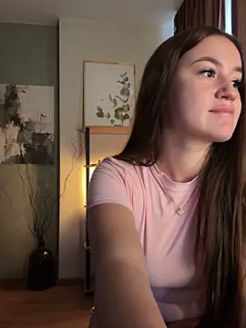 MayaGlow's cam snapshot