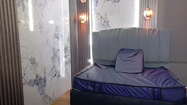 Cloe16_'s cam snapshot