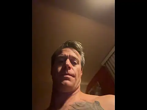 DILFiGuess1's cam snapshot