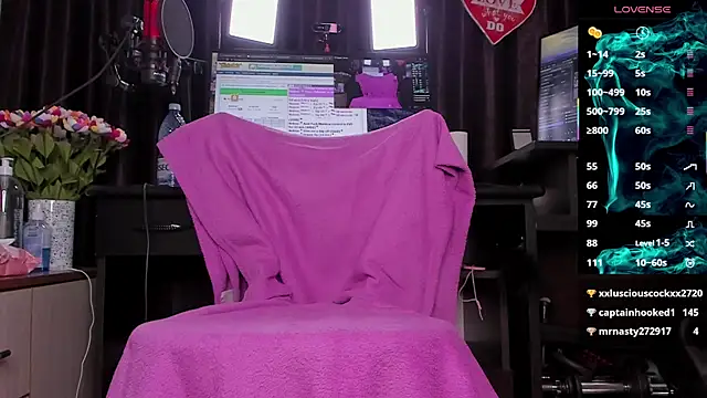 Raissa_sky26's cam snapshot