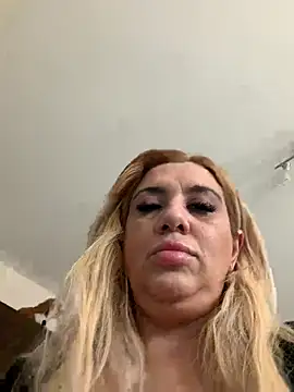 TheeaBlanco's cam snapshot