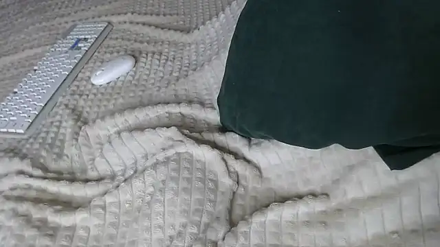 Kiradoll27's cam snapshot