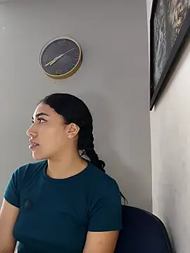 AmberGold-'s cam snapshot