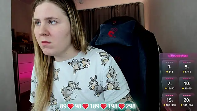 Olivia_Munk's cam snapshot